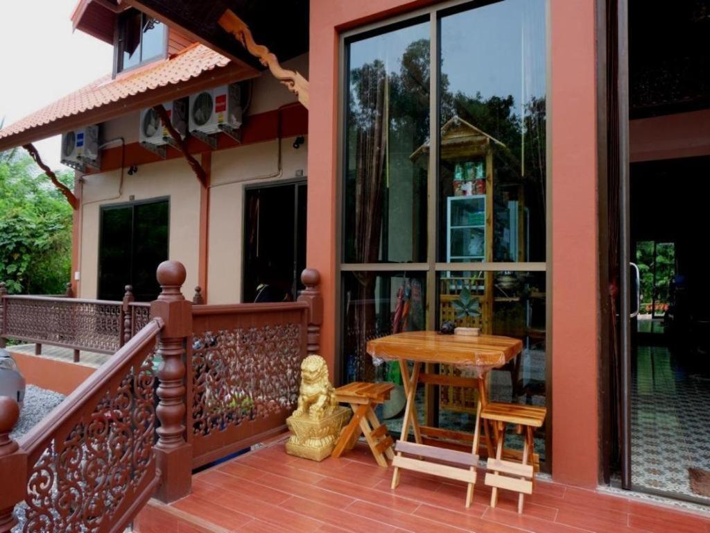 Tai Asean House Otel Udon Thani Dış mekan fotoğraf